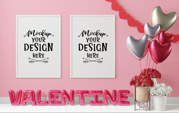 Free Poster Frames In Living Room Mockup Psd