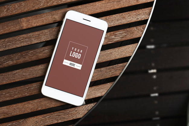 Free Premium Mobile Phone Screen Mockup Template Psd