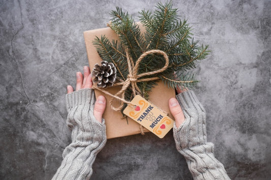 Free Present Box Mockup With Christmas Concept Psd