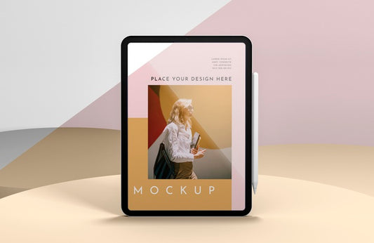 Free Presentation With Tablet Screen Mock-Up Psd