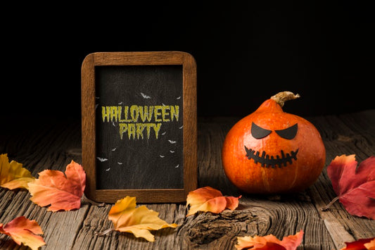 Free Pumpking And Halloween Board With Message Psd
