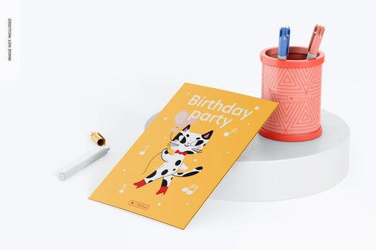 Free Round Pen Holder With Greeting Card Mockup, Perspective Psd