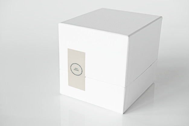 Free Simple White Packaging Box Mockup Psd