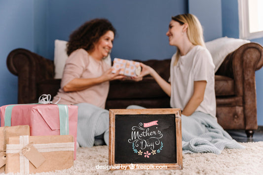 Free Slate Mockup For Mothers Day Psd
