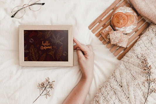 Free Slate Mockup With Breakfast On Bed Psd