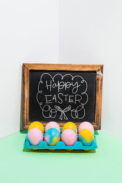 Free Slate Mockup With Easter Concept Psd