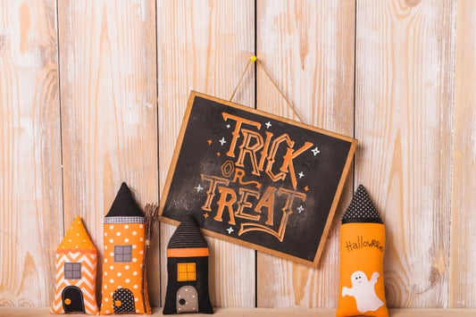 Free Slate Mockup With Halloween Concept Psd