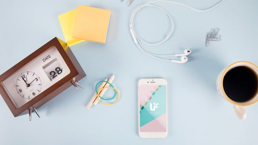 Free Smartphone Mockup With Post It Notes And Elements Psd