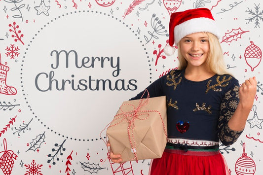 Free Smiley Girl With Santa Hat Holding Gift Psd