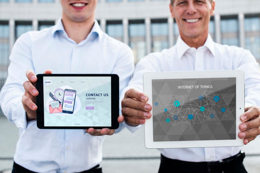 Free Smiley Men Holding Digital Devices For Internet Marketing Psd