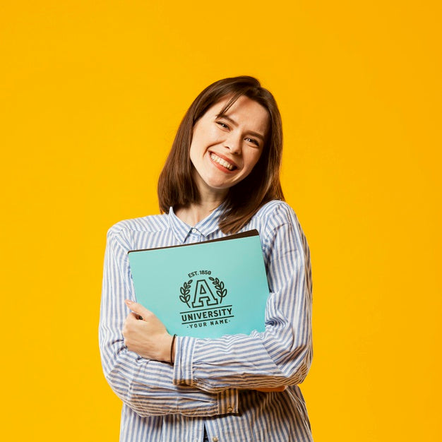 Free Smiley Woman With Books Psd