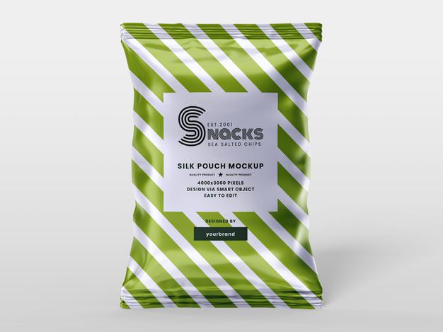 Free Snack Pouch Plastic Bag Mockup Tempalte Psd