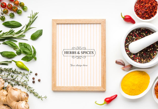 Free Spices And Herbs Mock-Up And Wooden Frame Psd