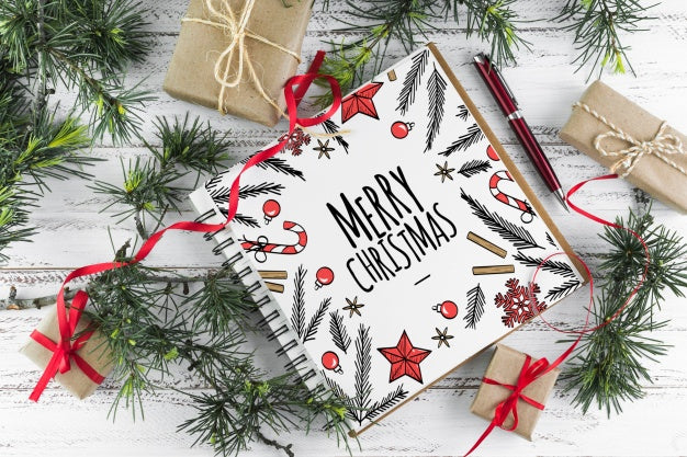 Free Spiral Notebook Mockup With Christmas Concept Psd