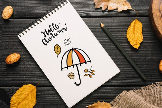 Free Spiral Notepad Mockup With Halloween Concept Psd