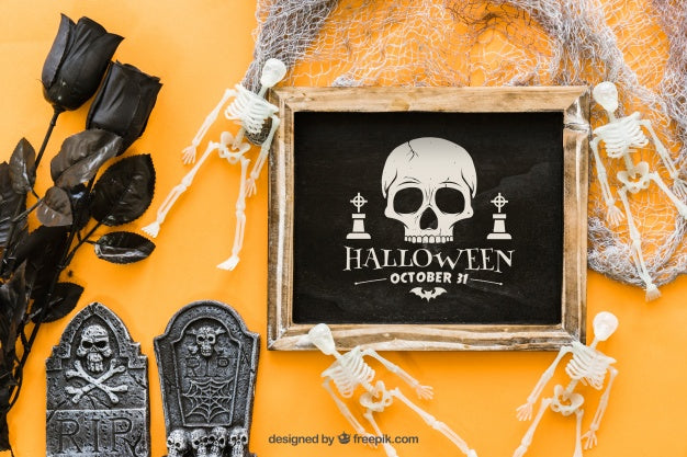 Free Spooky Halloween Slate Mockup Psd