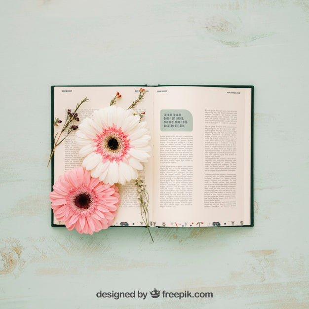 Free Spring Concept Mockup With Flowers In Open Book Psd