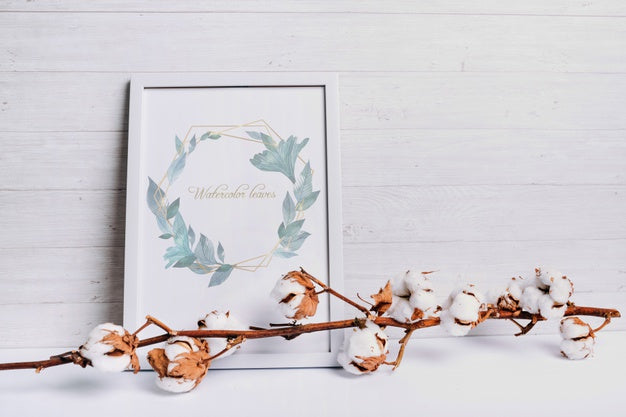 Free Spring Frame Mockup With Natural Cotton Element Psd