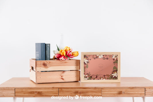Free Spring Mockup With Frame An Box Psd