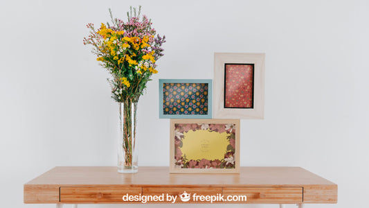 Free Spring Mockup With Three Frames Over Table Psd