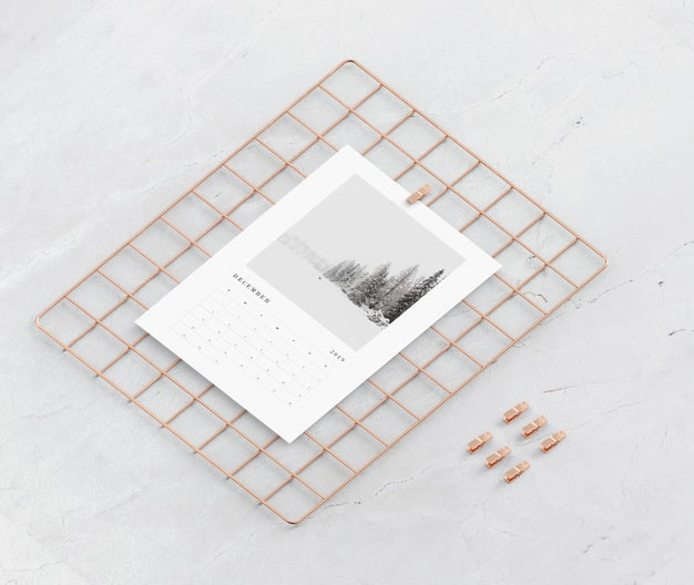 Free Squared Metal Support For Calendar Mock-Up Psd