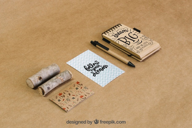 Free Stationery Cardboard Concept Psd