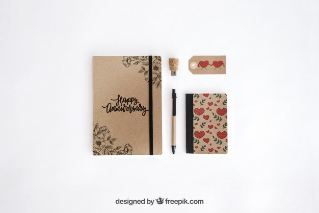 Free Stationery Cardboard Concept Psd