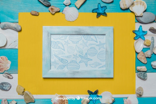Free Summer Beach Concept With Frame Psd