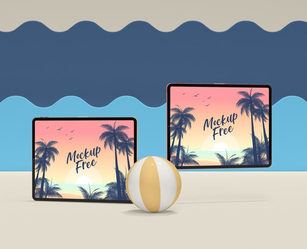 Free Summer Concept With Ball And Tablet Psd