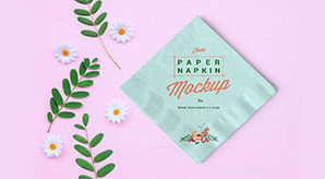 Free Table Paper Napkin Mockup Psd