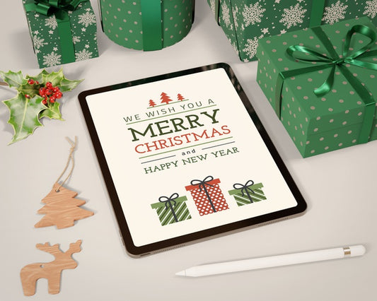 Free Tablet And Set Of Gift Collection Mock-Up Psd