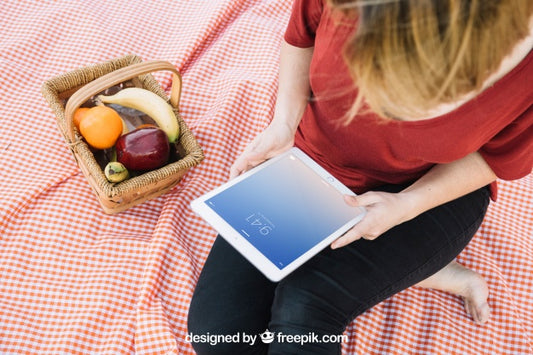 Free Tablet Mockup And Picnic Basket Psd