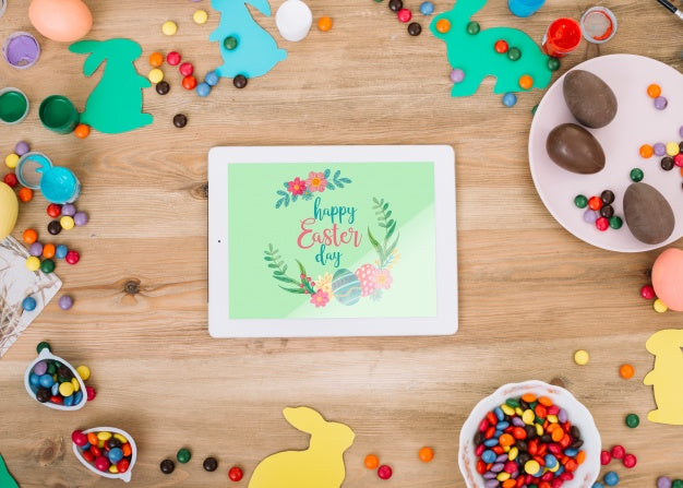 Free Tablet Mockup With Easter Concept Psd