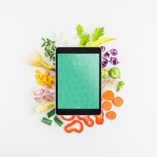 Free Tablet Mockup With Healthy Food Concept Psd