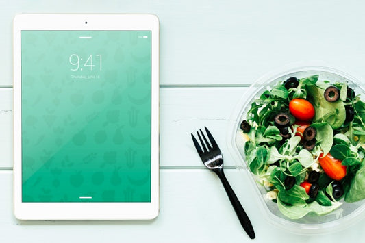 Free Tablet Mockup With Salad Psd