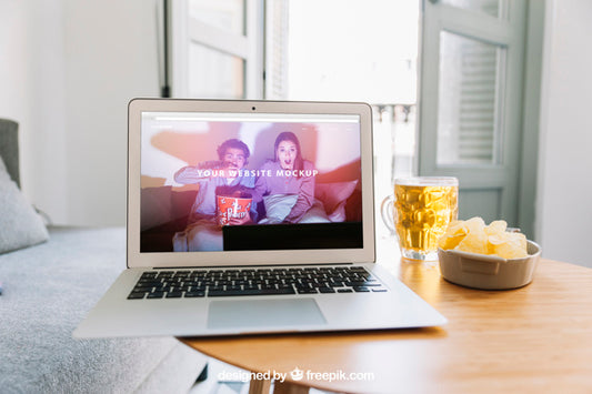 Free Technology Mockup With Laptop And Beer Psd
