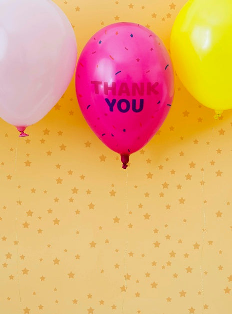 Free Thank You Text On Balloons With Confetti Copy Space Psd
