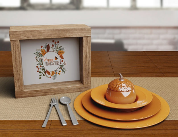 Free Thanksgiving Day Restaurant Arrangement Psd