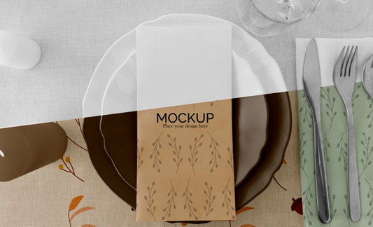 Free Thanksgiving Dinner Table Arrangement With Plates And Glasses Psd