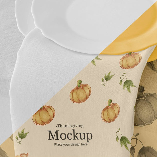 Free Thanksgiving Dinner Table Arrangement With Plates And Napkin Psd