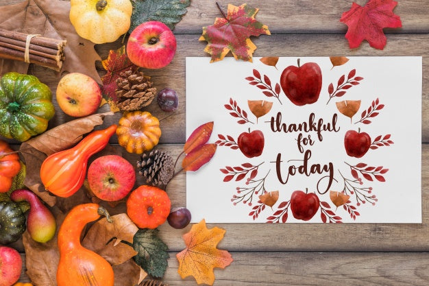 Free Thanksgiving Mockup With Cover Or Paper Psd