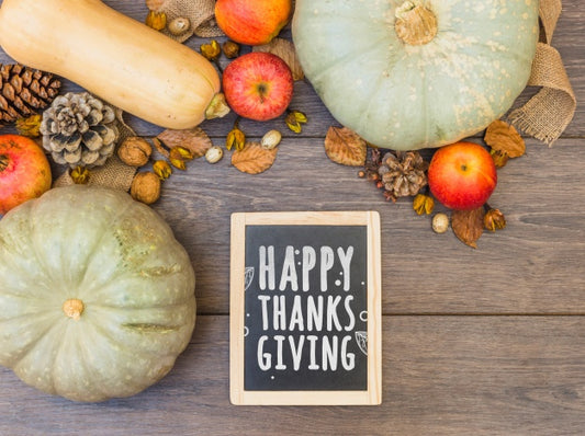 Free Thanksgiving Mockup With Slate Psd