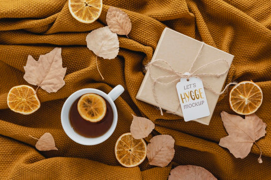 Free Top View Arrangement With Tea And Gift Psd