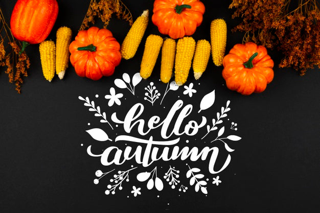 Free Top View Autumn Frame On Black Background Psd