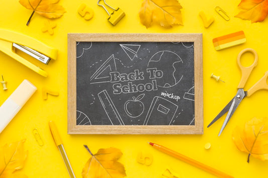 Free Top View Back To School Elements Assortment Mock-Up Psd