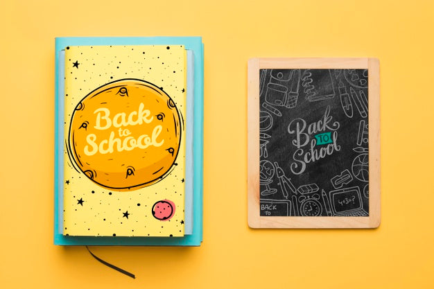 Free Top View Back To School With Chalkboard Psd