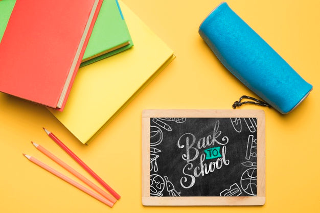 Free Top View Back To School With Chalkboard Psd