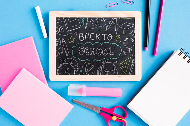 Free Top View Back To School With Chalkboard Psd