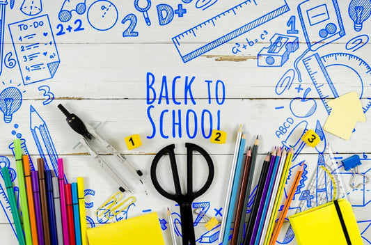 Free Top View Back To School With Wooden Background Psd