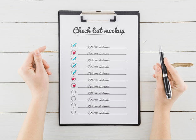 Free Top View Check List With Mock-Up Concept Psd